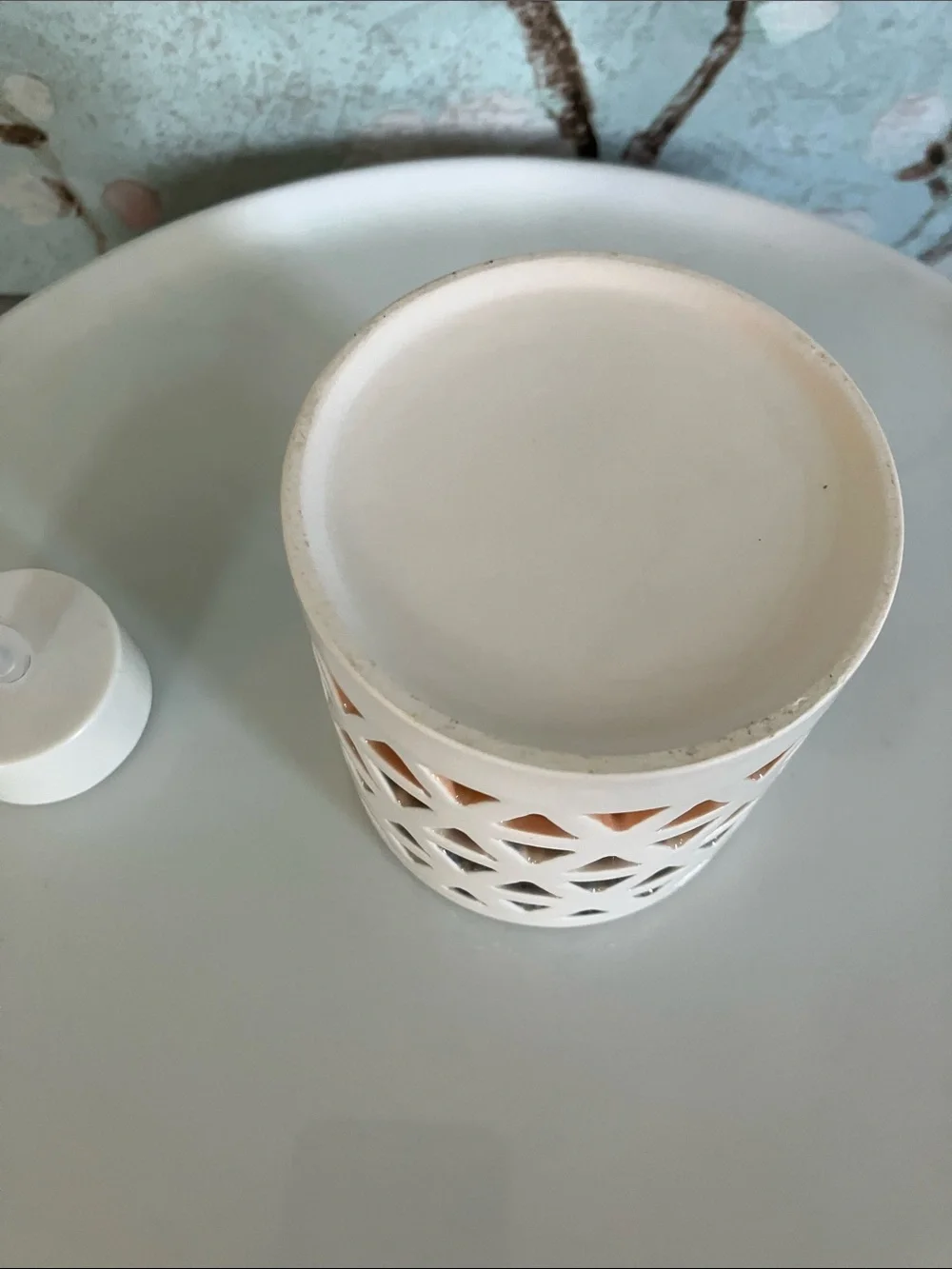 Ceramic Votive Holder - Triangle Cutouts With Battery Operated Tealight